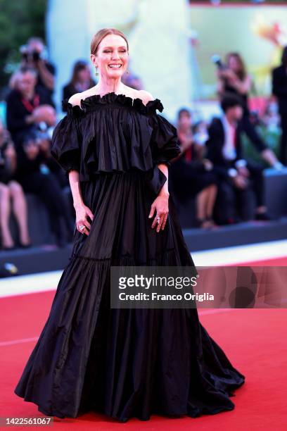 Julianne Moore attends the closing ceremony red carpet at the 79th Venice International Film Festival on September 10, 2022 in Venice, Italy.