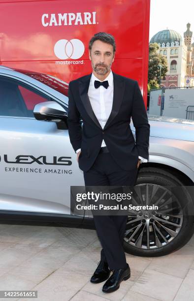 Raoul Bova arrives for the Closing Ceremony red carpet during the 79th Venice Film Festival on September 10, 2022 in Venice, Italy.