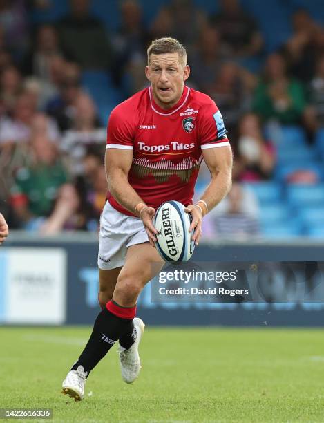 Jimmy Gopperth of Leicester Tigers runs with the ball during the Gallagher Premiership Rugby match between Exeter Chiefs and Leicester Tigers at...