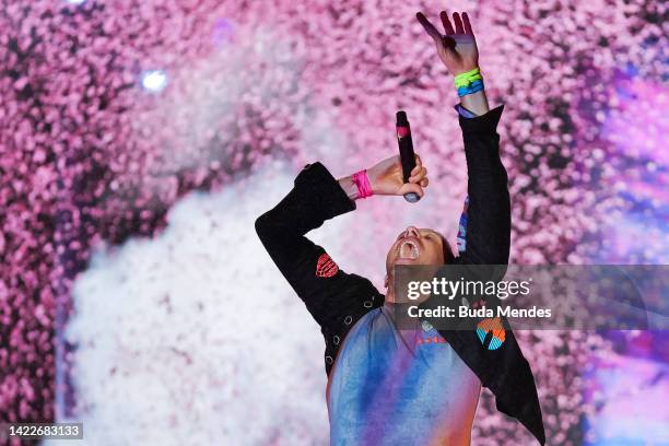 Chris Martin of the band Coldplay performs at the Mundo Stage during the Rock in Rio Festival at Cidade do Rock on September 10, 2022 in Rio de...