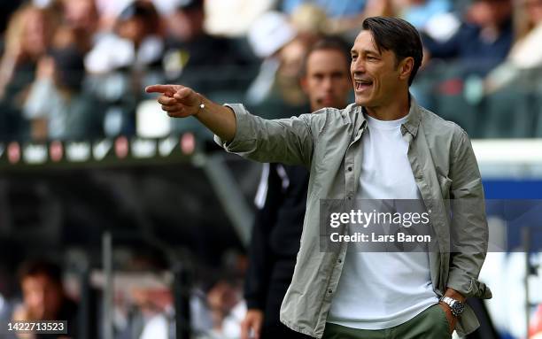 Head coach Niko Kovac of Wolfsburg reacts during the Bundesliga match between Eintracht Frankfurt and VfL Wolfsburg at Deutsche Bank Park on...