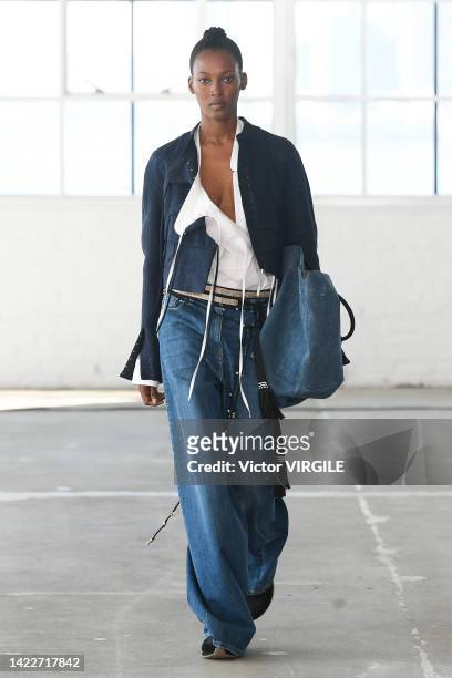 Model walks the runway during the Altuzzara Ready to Wear Spring/Summer 2023 show as part of the New York Fashion Week on September 10, 2022 in NY.