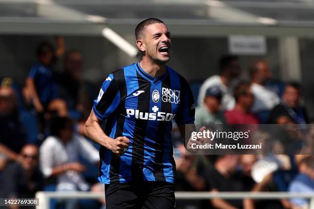 Merih Demiral of Atalanta BC celebrates after scoring their side's first goal during the Serie A match between Atalanta BC and US Cremonese at Gewiss...