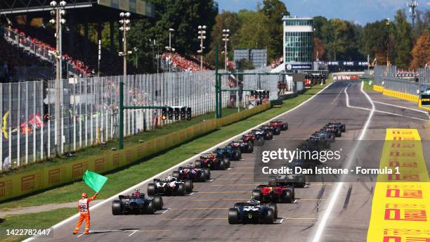 F1 Racing Startingline F1 Start Line Photos and Premium High Res Pictures - Getty Images