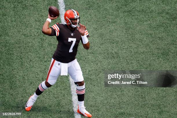 Jacoby Brissett of the Cleveland Browns warms up before the game against Carolina Panthers at Bank of America Stadium on September 11, 2022 in...