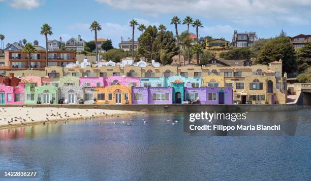 capitola beach - central california fotografías e imágenes de stock