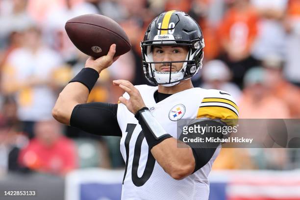 Quarterback Mitch Trubisky of the Pittsburgh Steelers warms up before his game against the Cincinnati Bengals at Paycor Stadium on September 11, 2022...