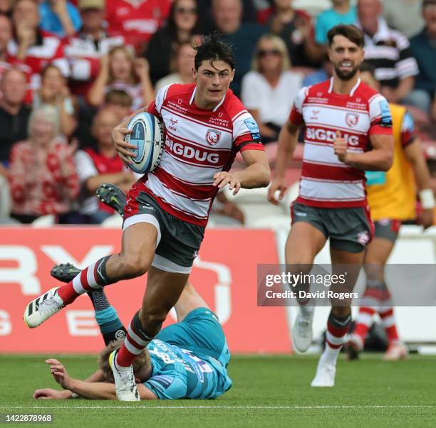 Louis Rees-Zammit of Gloucester breaks clear to score their first try after making a solo break during the Gallagher Premiership Rugby match between...