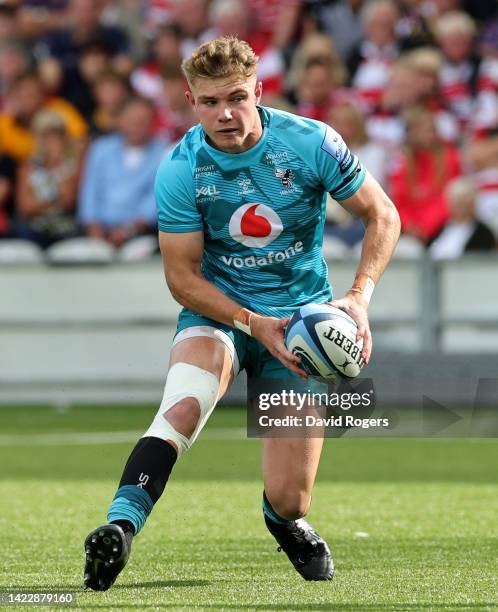 Charlie Atkinson of Wasps runs with the ball during the Gallagher Premiership Rugby match between Gloucester Rugby and Wasps at Kingsholm Stadium on...