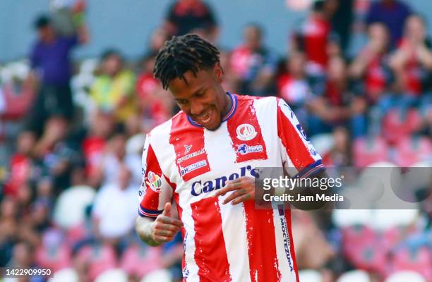 Abel Hernandez of San Luis reacts during the 14th round match between Atlas and Atletico San Luis as part of the Torneo Apertura 2022 Liga MX at...