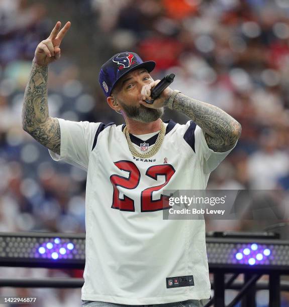 Paul Wall Photos and Premium High Res Pictures - Getty Images