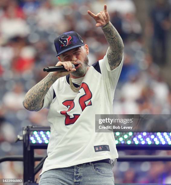 692 Paul Wall Rapper Stock Photos, High-Res Pictures, and Images ...