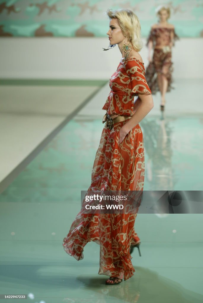 Models 2003 A model on the runway at the Valentino Spring 2003 show in Paris. News ...