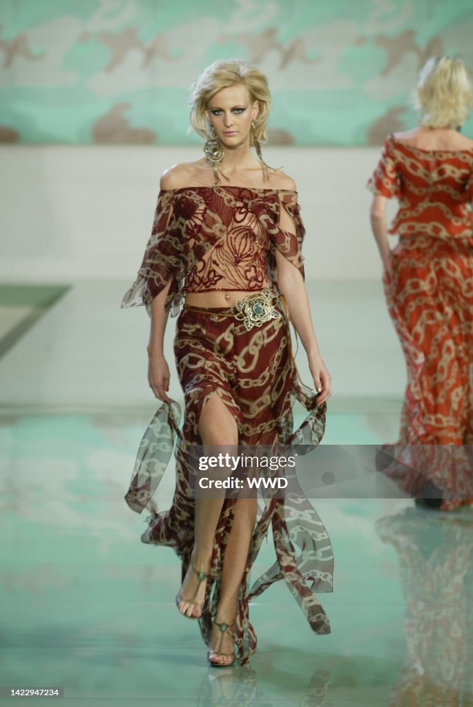 Models 2003 A model on the runway at the Valentino Spring 2003 show in Paris. News ...