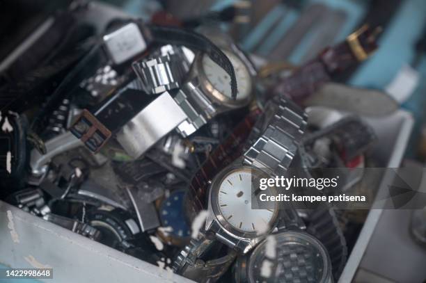 Spring Watch Broken 36 Coil Spring Broken Stock Photos, High-Res Pictures, and Images ...