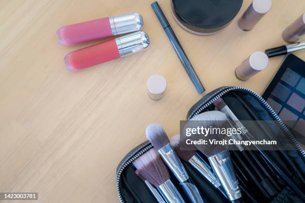 makeup supplies on table - eye make up stock pictures, royalty-free photos & images