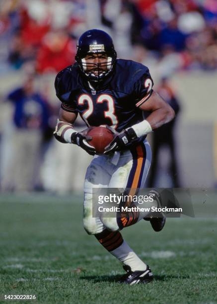 Shaun Gayle, Strong Safety for the Chicago Bears in motion running the football during the National Football Conference Central game against the...