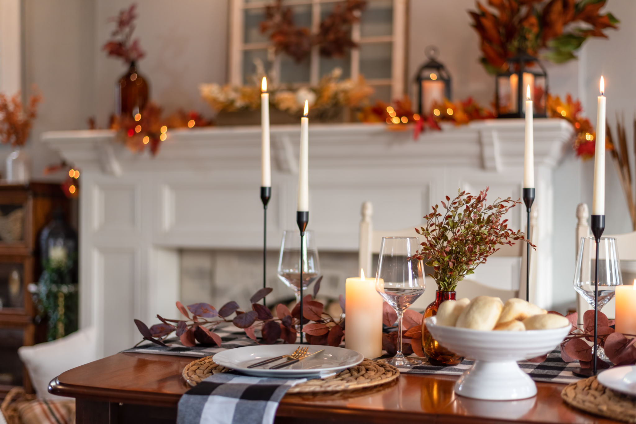 fall dinner table