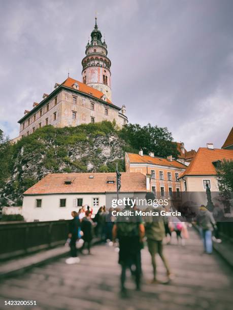 český krumlov - czech republic castle stock pictures, royalty-free photos & images