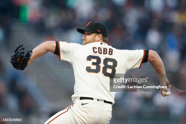 Alex Cobb of the San Francisco Giants pitches in the top of the first inning against the Atlanta Braves at Oracle Park on September 12, 2022 in San...