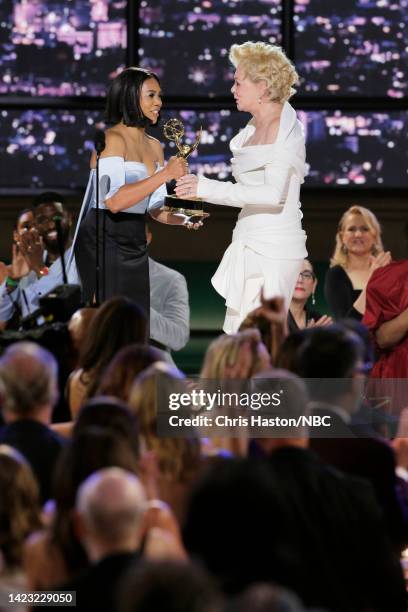 74th ANNUAL PRIMETIME EMMY AWARDS -- Pictured: Jean Smart accepts the Outstanding Lead Actress in a Comedy Series for "Hacks" from Regina Hall on...