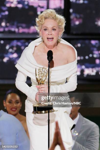 74th ANNUAL PRIMETIME EMMY AWARDS -- Pictured: Jean Smart accepts the Outstanding Lead Actress in a Comedy Series for "Hacks" on stage during the...