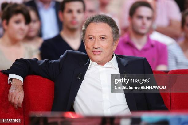 Michel Drucker attends Vivement Dimanche Tv show in Paris , Frrance, on September 7, 2011.