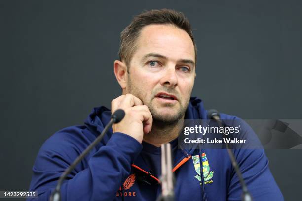 Mark Boucher Photos And Premium High Res Pictures Getty Images mark-boucher-photos-and-premium-high-res-pictures-getty-images