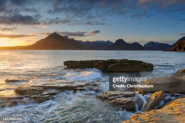 elgol beach at sunset, isle of skye, scotland, uk - seascape stock pictures, royalty-free photos & images