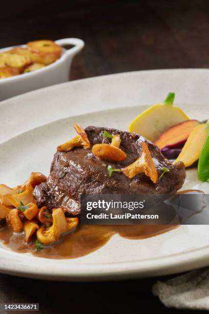 red wine braised beef cheek - savory sauce bildbanksfoton och bilder