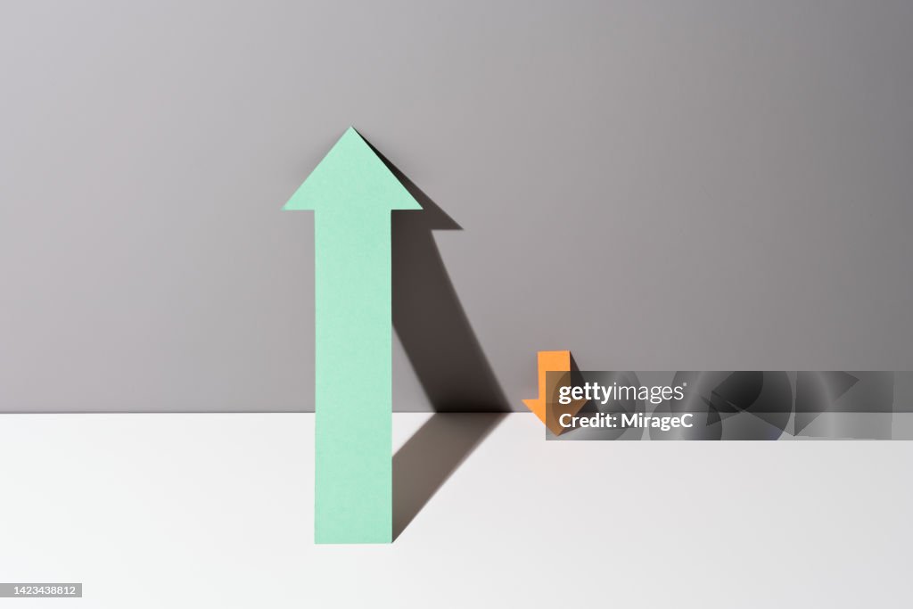Arrow Gradually Smaller Disparity Between Huge Growth Arrow And Tiny Reduction Arrow High-Res ...