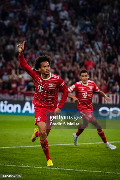 Leroy Sane of FC Bayern Muenchen celebrates his goal during the UEFA Champions League group C match between FC Bayern München and FC Barcelona at...