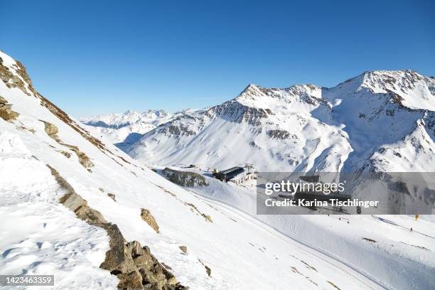 gütsch, switzerland - lepontinische alpen stock-fotos und bilder