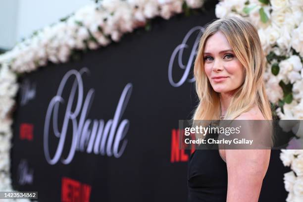 Sara Paxton attends the Los Angeles Premiere Of Netflix's "Blonde" on September 13, 2022 in Hollywood, California.