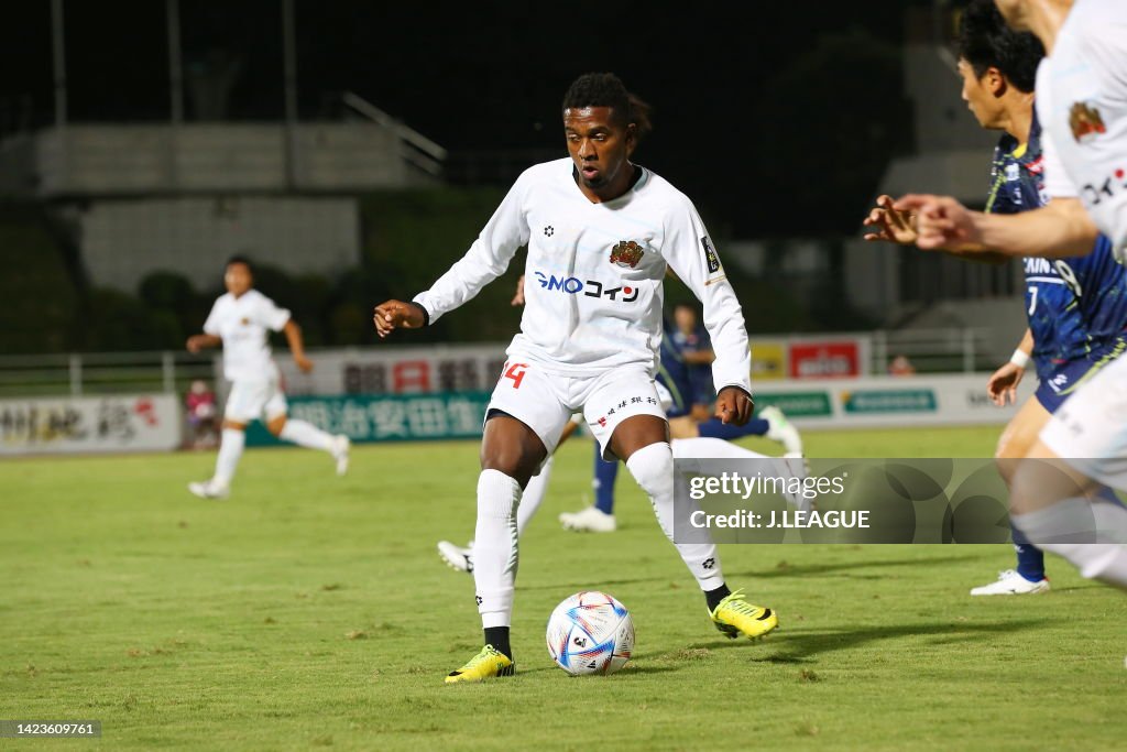Thespakusatsu Gunma v FC Ryukyu - J.LEAGUE Meiji Yasuda J2