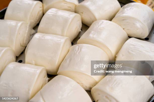 traditional chinese breakfast - steamed bread - 特寫 ストックフォトと画像