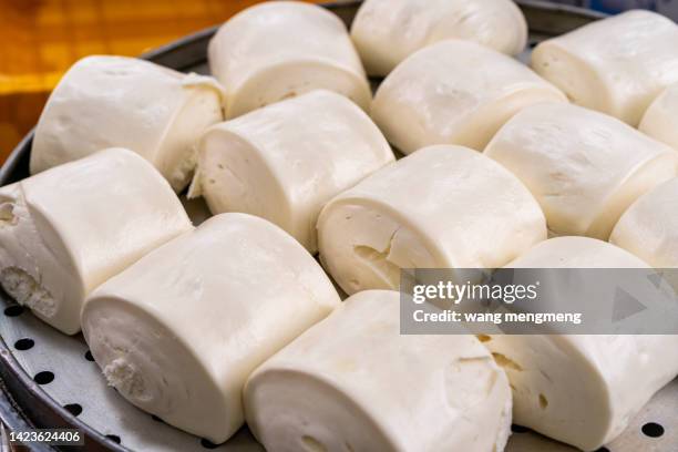 traditional chinese breakfast - steamed bread - 特寫 ストックフォトと画像