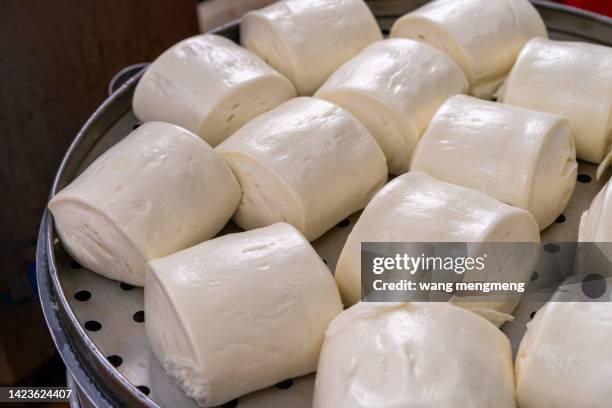 traditional chinese breakfast - steamed bread - 健康的生活方式 - fotografias e filmes do acervo