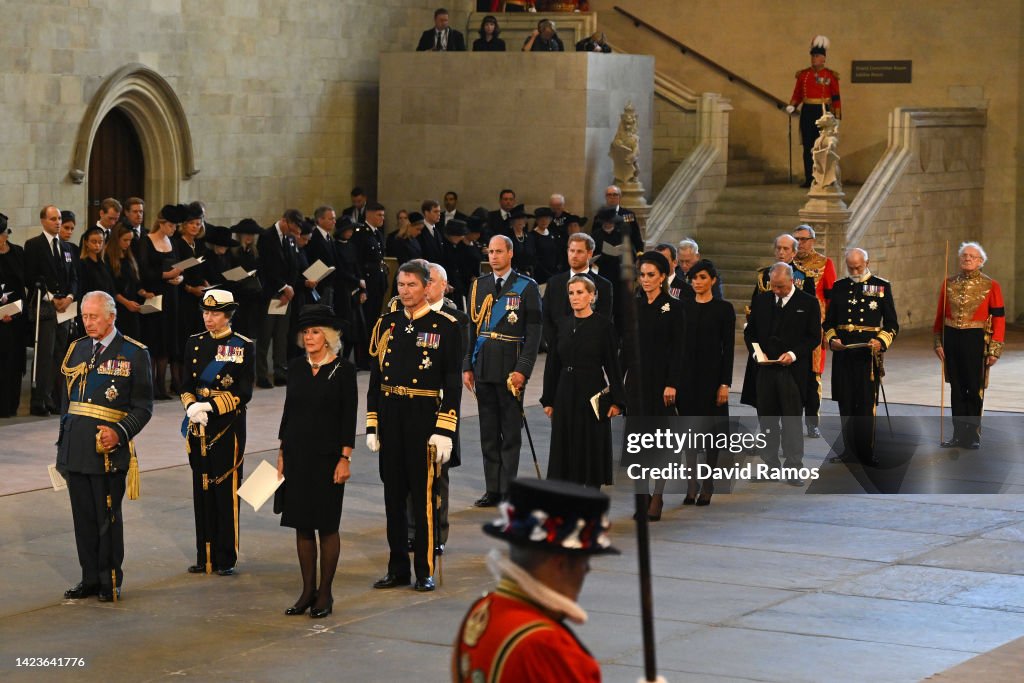 The Coffin Carrying Queen Elizabeth II Is Transferred From Buckingham Palace To The Palace Of Westminster