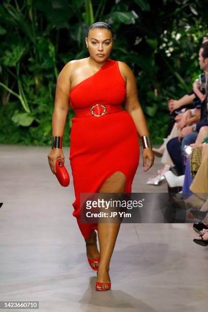 Paloma Elsesser walks the runway during the Michael Kors Collection Spring/Summer 2023 Runway Show on September 14, 2022 in New York City.
