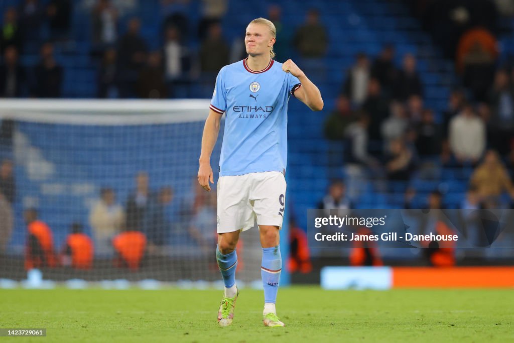 Manchester City v Borussia Dortmund: Group G - UEFA Champions League