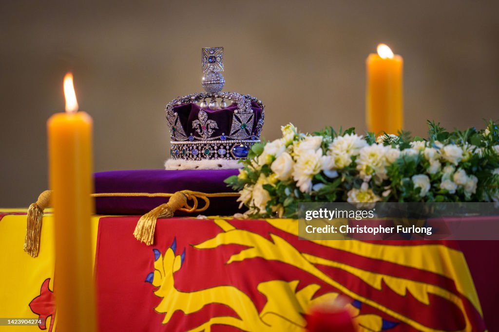 The Coffin Carrying Queen Elizabeth II Is Transferred From Buckingham Palace To The Palace Of Westminster