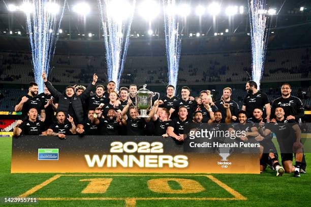 The All Blacks celebrate after winning The Rugby Championship & Bledisloe Cup match between the Australia Wallabies and the New Zealand All Blacks at...