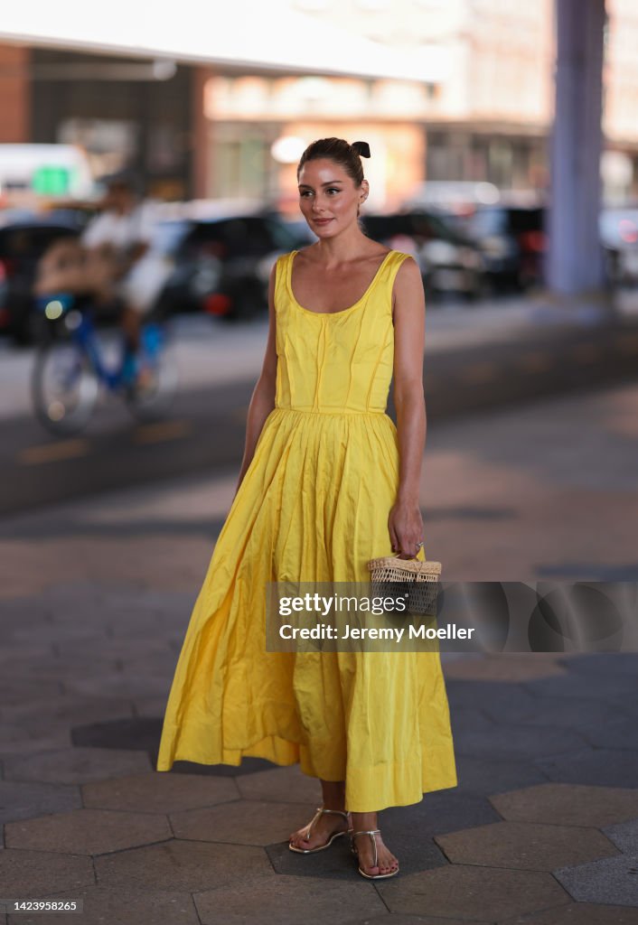 Street Style - September 2022 - New York Fashion Week