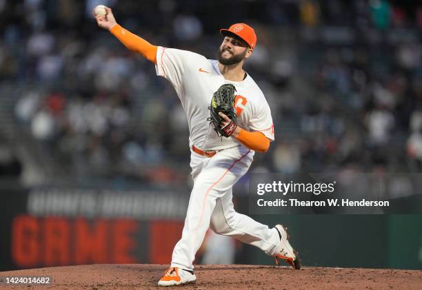 Jakob Junis of the San Francisco Giants pitches against the Atlanta Braves in the top of the second inning at Oracle Park on September 13, 2022 in...