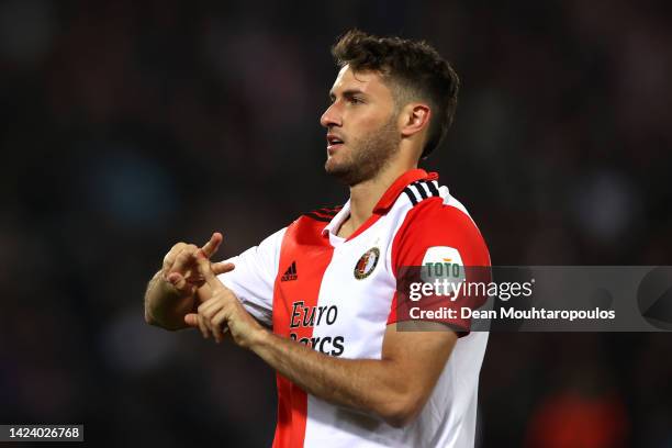 Santiago Gimenez of Feyenoord celebrates after scoring their side's fifth goal during the UEFA Europa League group F match between Feyenoord and SK...