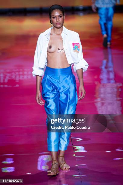 Model walks the runway at the Pedro del Hierro fashion show during Mercedes Benz Fashion Week Madrid September 2022 edition at IFEMA on September 15,...