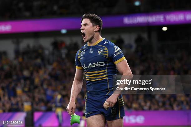 Michell Moses Mitchell Moses Photos and Premium High Res Pictures - Getty Images