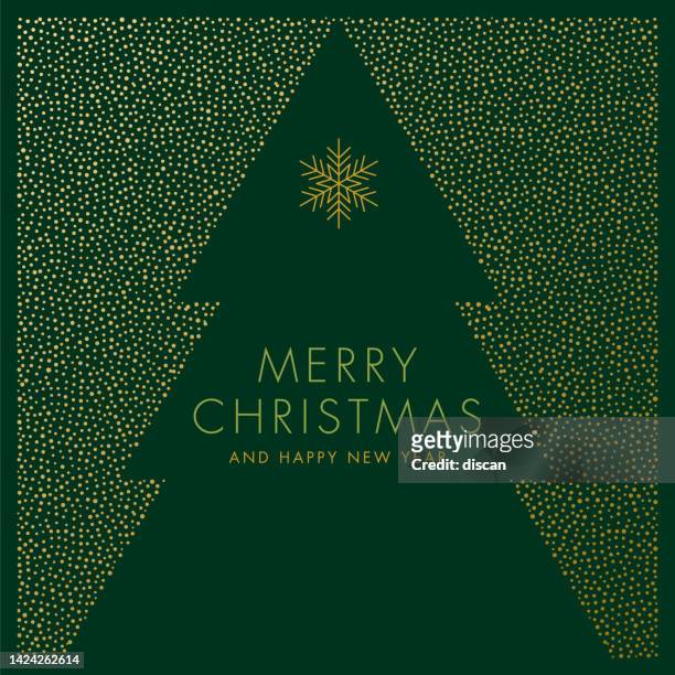 ilustraciones, imágenes clip art, dibujos animados e iconos de stock de tarjeta de felicitación con nieve y árbol de navidad estilizado. - christmas tree vector