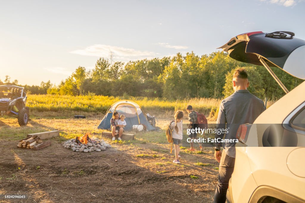 Setting Up Camp High-Res Stock Photo Getty Images - Main Image